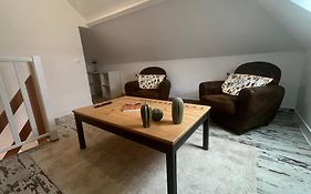 100 M De La Mer, Sauna, Wifi